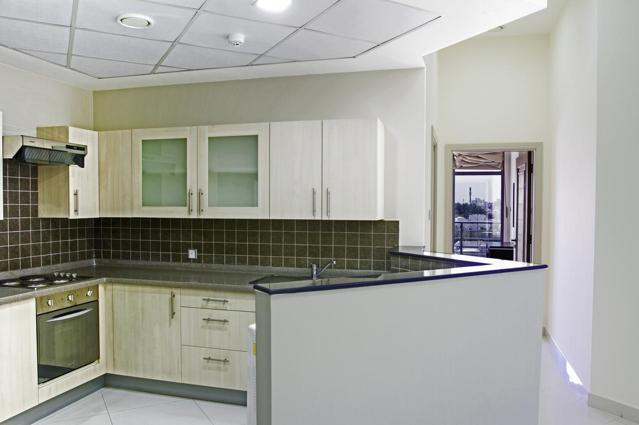 Almoayyed Suites Manama Exterior photo